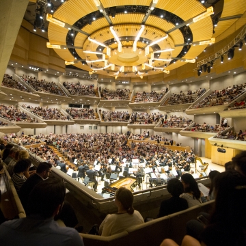 Classical Masterworks are Bursting with the Colours of the Season this November at the TSO